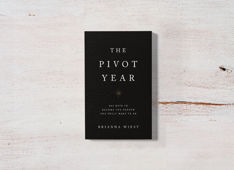 The Pivot Year -  - Soft Cover, Regular Edition, by Brianna Wiest, Published by Thought Catalog, 386 Pages